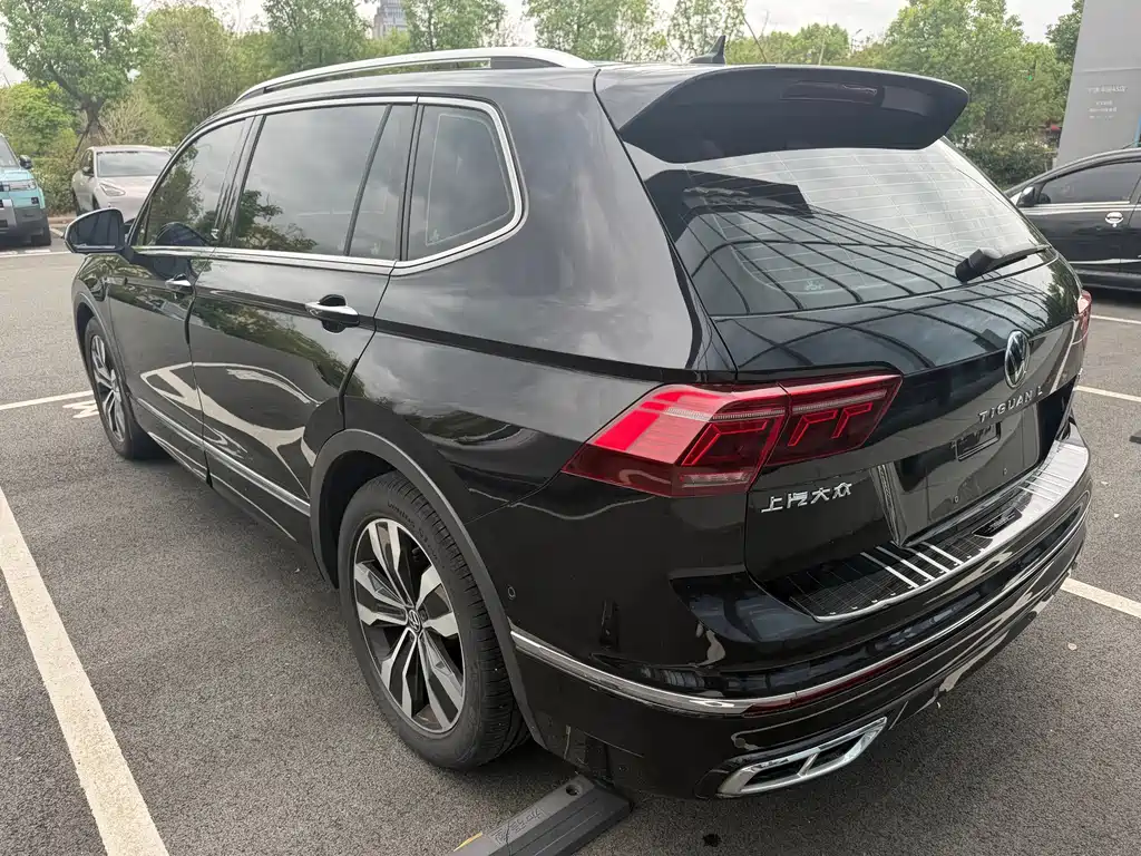 Volkswagen Tiguan L — миниатюра 6