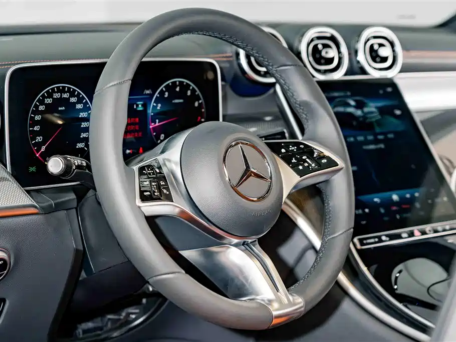 Mercedes-Benz GLC 2026 GLC 260 L 4MATIC