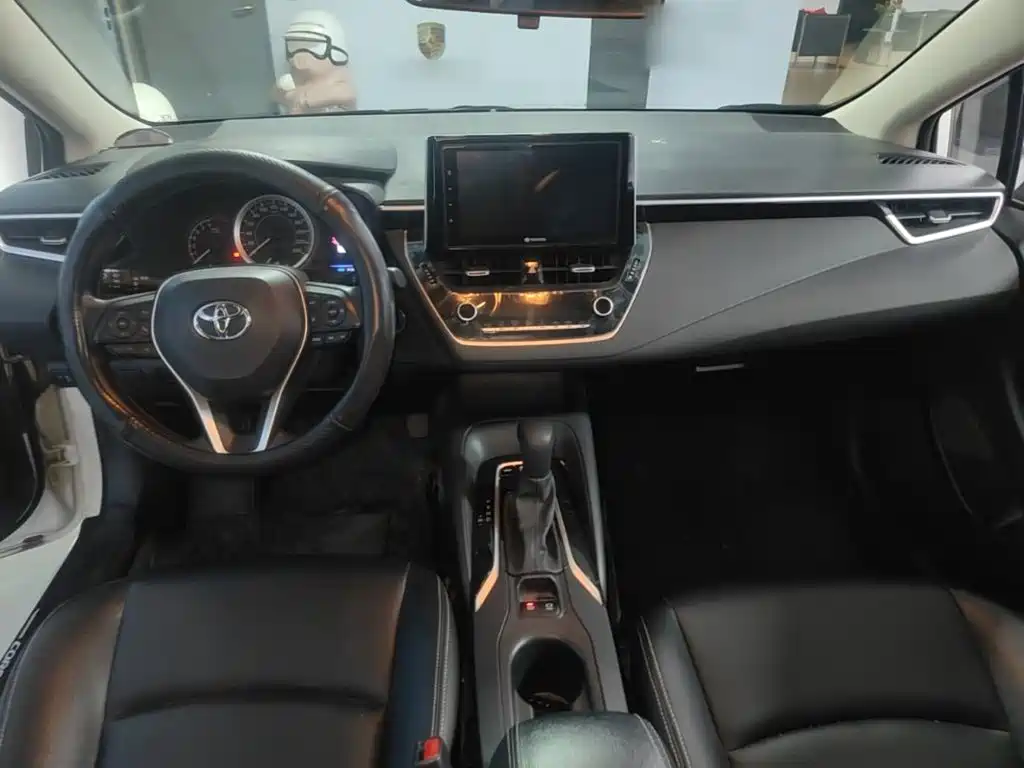 Toyota Corolla — миниатюра 10