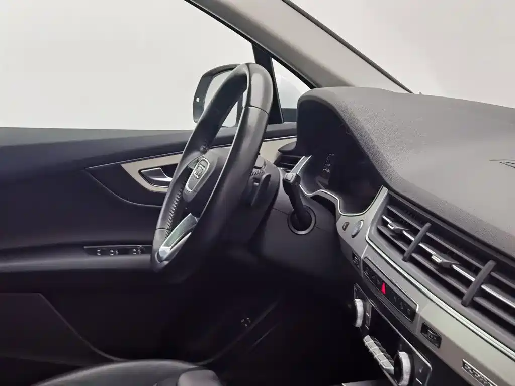 Audi Q7 New Energy — миниатюра 22