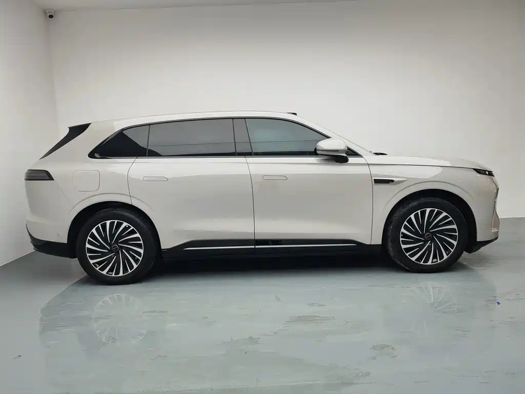 Exeed Xingjiyuan ET — миниатюра 8