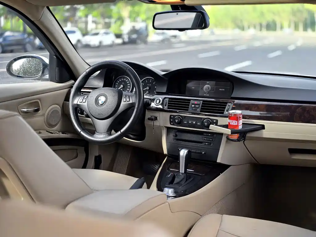 BMW 3 Series — миниатюра 11