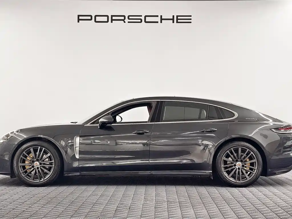 Porsche Panamera — миниатюра 4