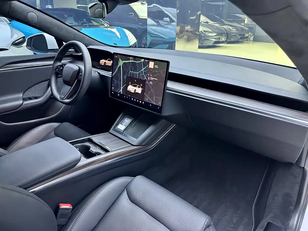 Tesla Model S — фотографии объявления, Фото 14
