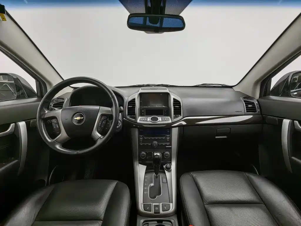 Chevrolet Captiva — миниатюра 5