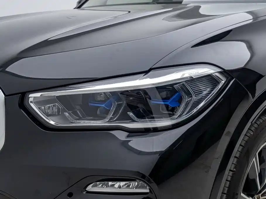 BMW X5 (Import) — миниатюра 12