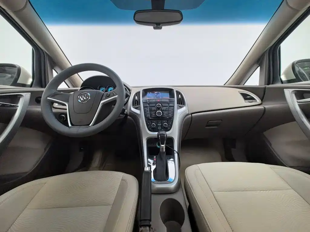 Buick Excelle — миниатюра 5