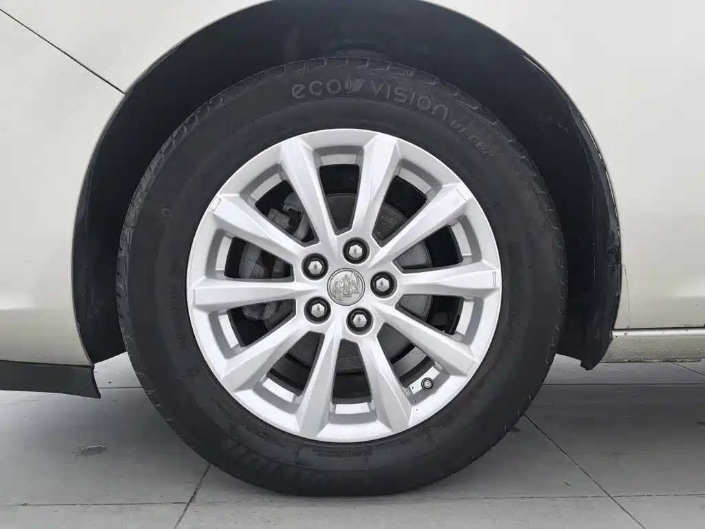 Buick Excelle — миниатюра 17