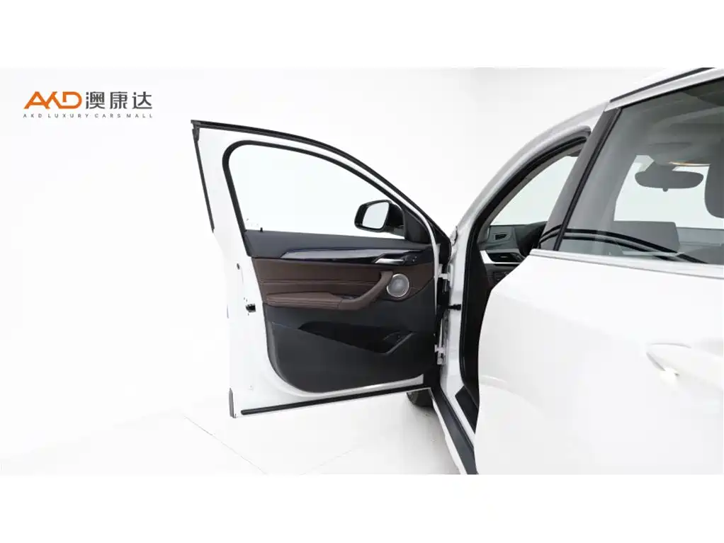 BMW X2 2023 sDrive25i M