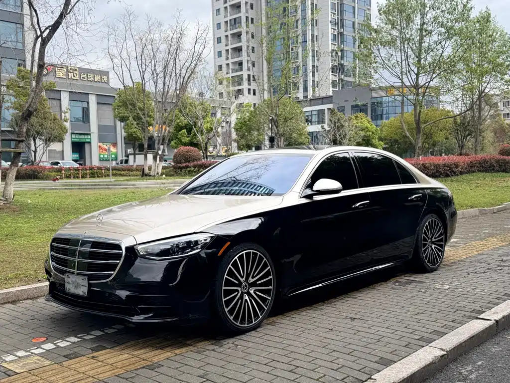 Mercedes-Benz S-Class 2024