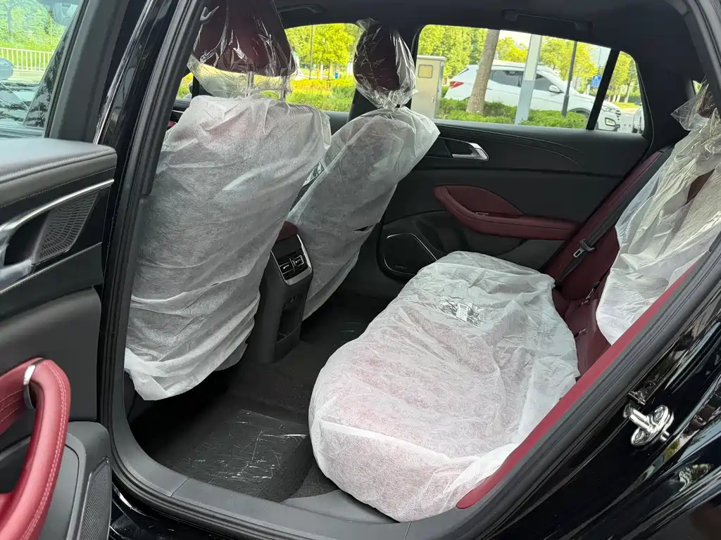 Hongqi H5 2025 1.5T DCT 200