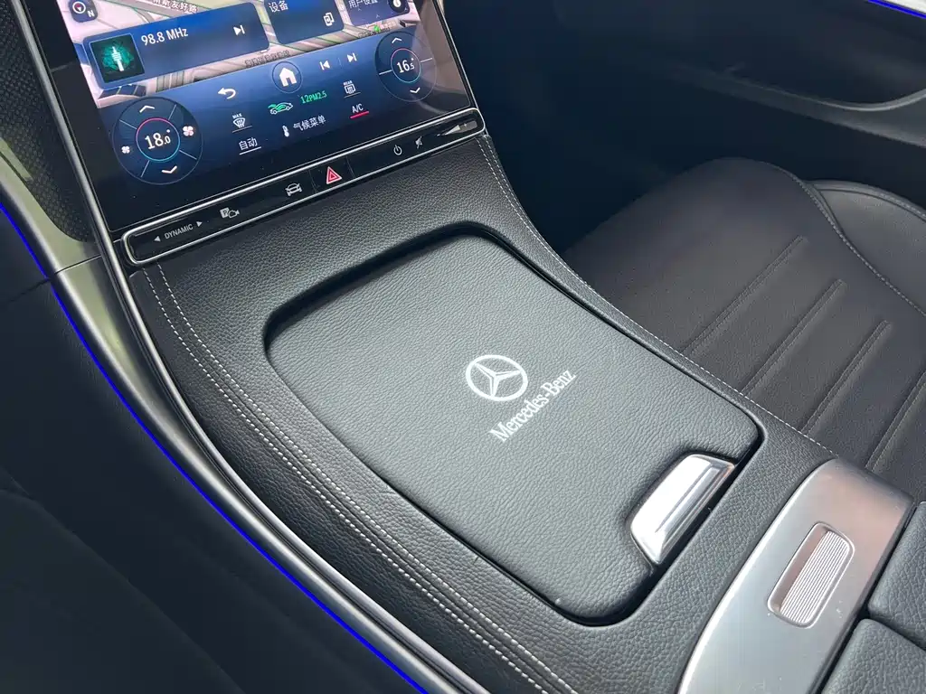 Mercedes-Benz C-Class — миниатюра 5