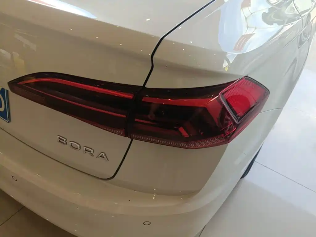 Volkswagen Bora — миниатюра 8