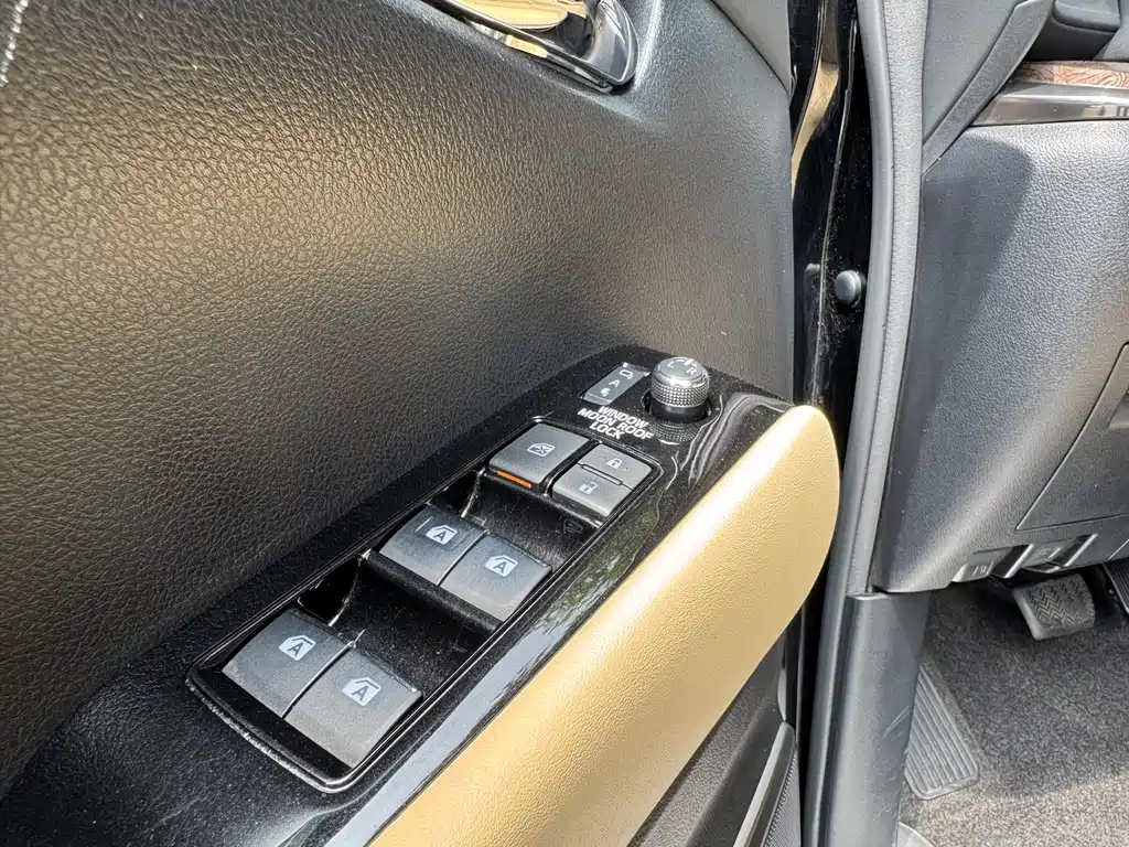 Toyota Alphard 2020 2.5L Luxury