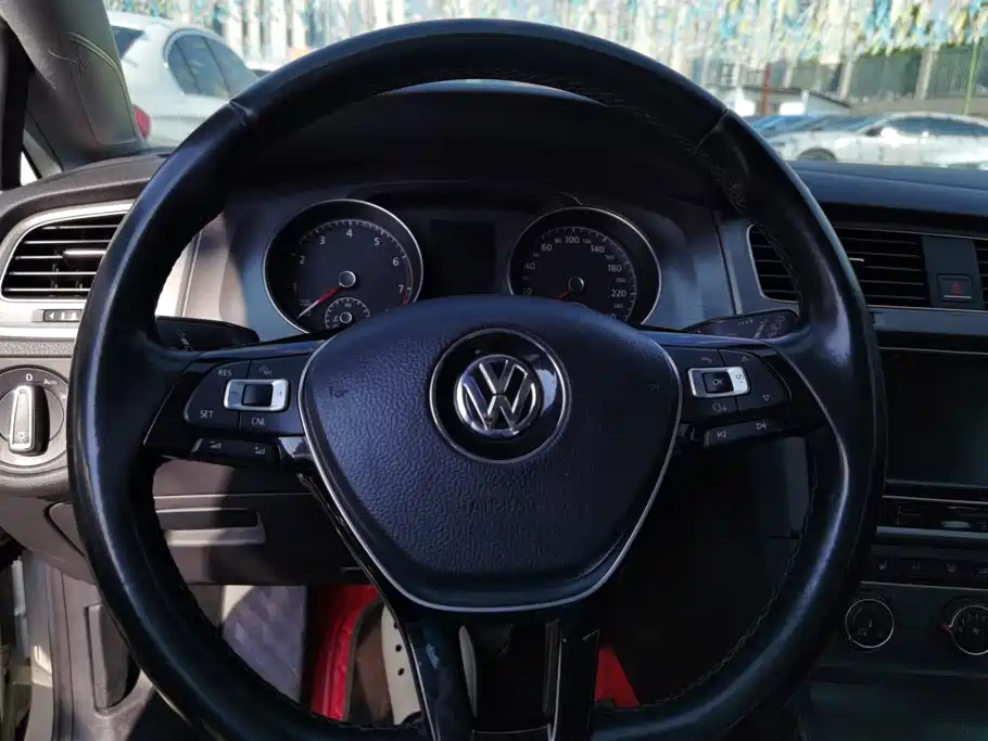 Volkswagen Golf — миниатюра 15