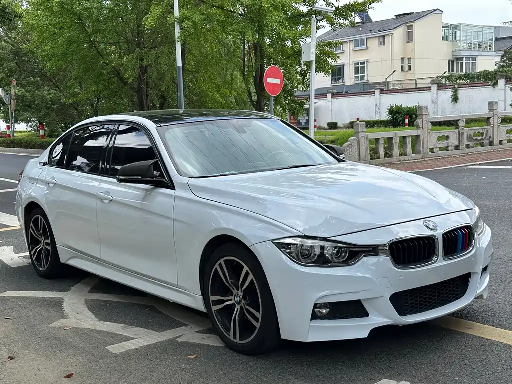 BMW 3 Series — миниатюра 3
