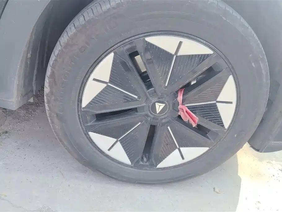 Changan Deepal DARK BLUE S07