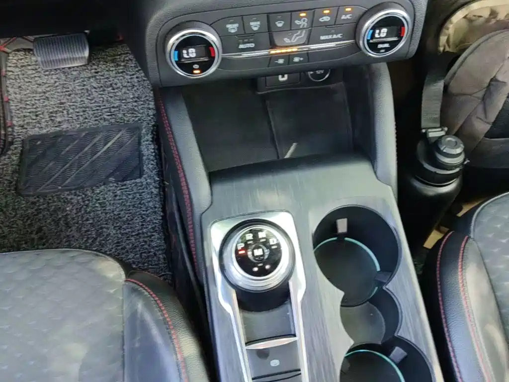 Ford Focus — миниатюра 14