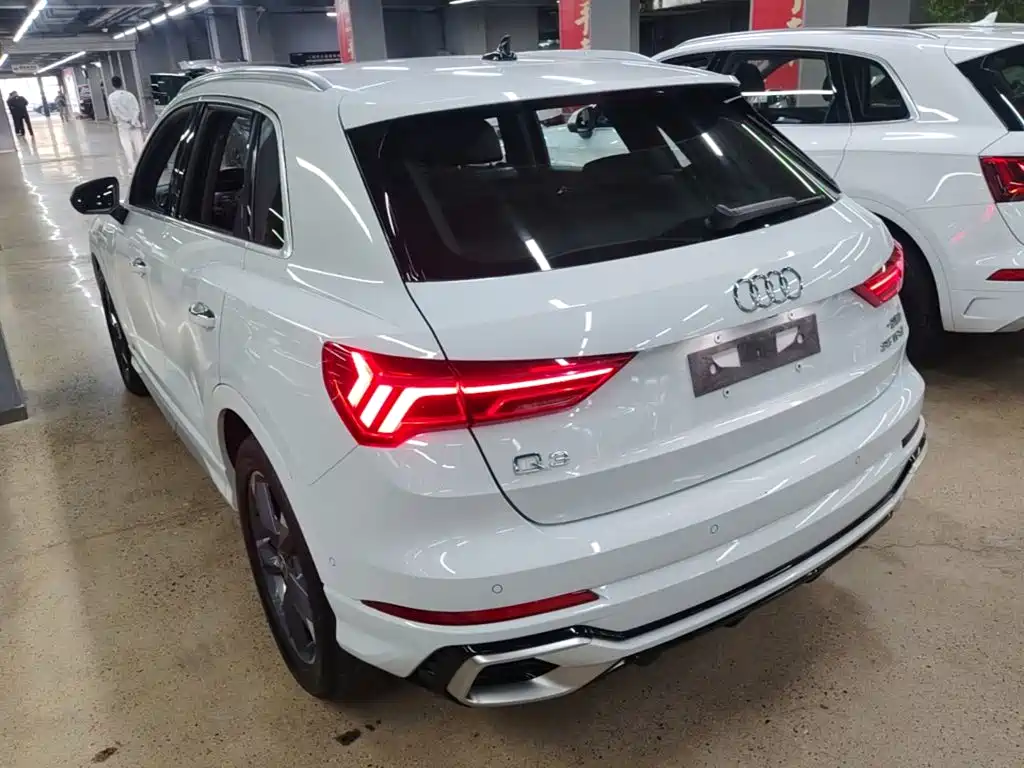 Audi Q3 — миниатюра 5