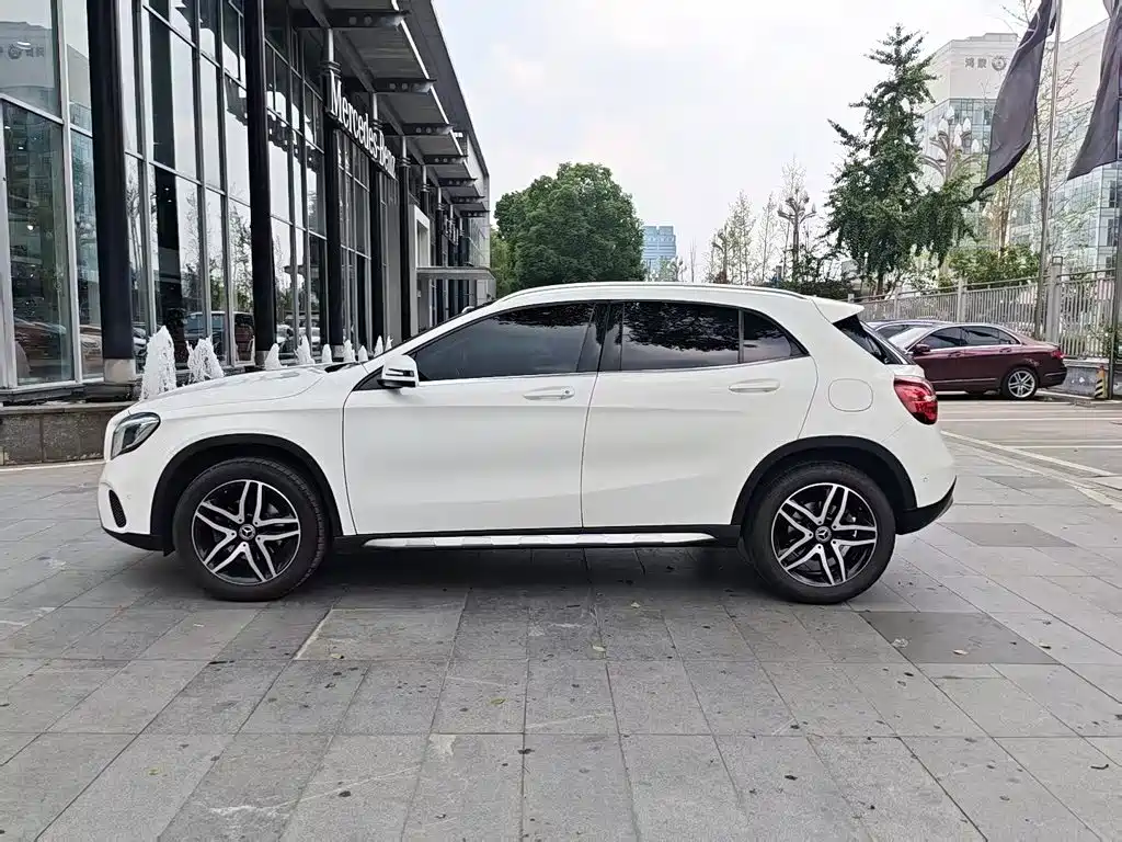 Mercedes-Benz GLA — миниатюра 4