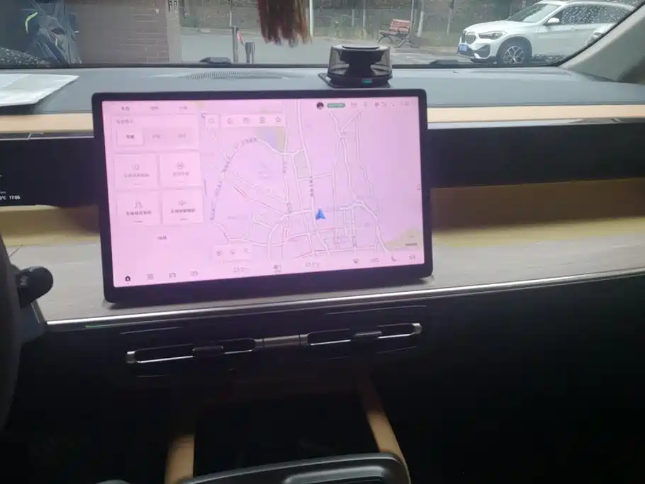 GAC Motor Trumpchi E8 PHEV — миниатюра 13