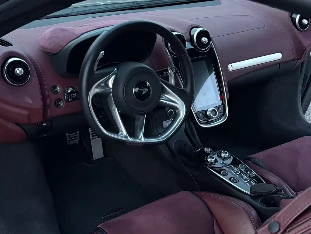 McLaren GT 2023 4.0T