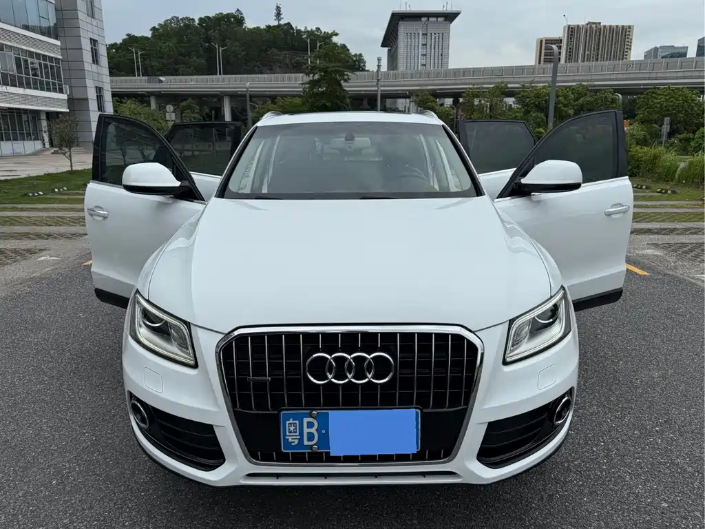 Audi Q5 40 TFSI Progressive Type, фото 4