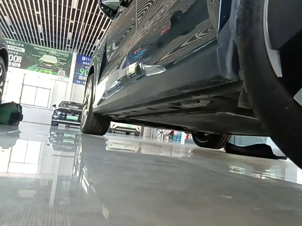 BYD Tang L — миниатюра 22