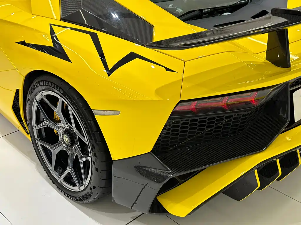 Lamborghini Aventador 2011 LP 700-4