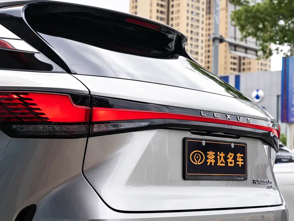Lexus RX — миниатюра 7