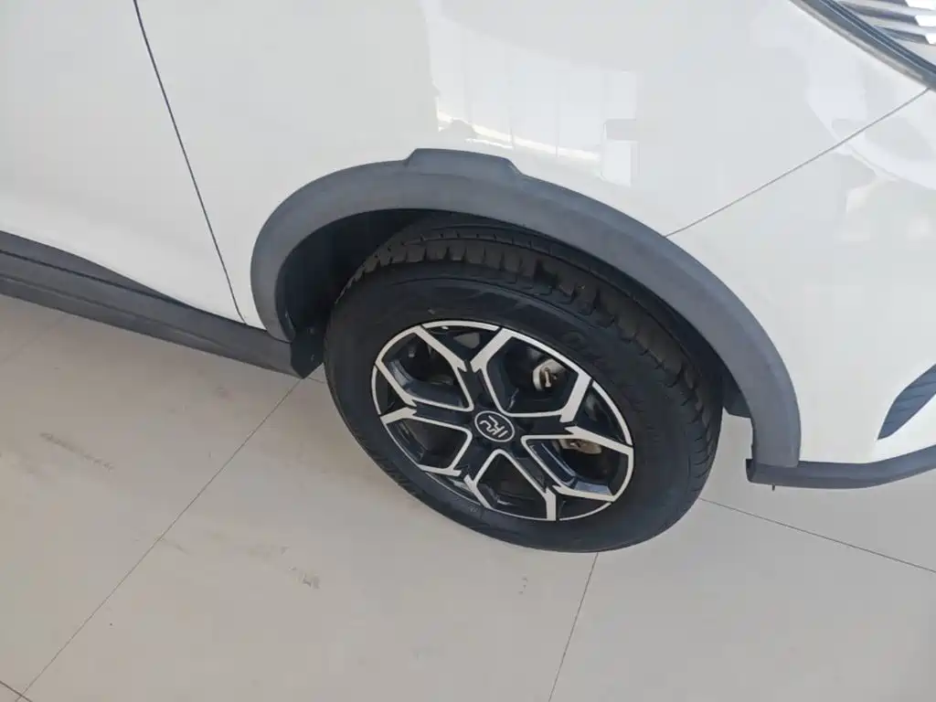 BYD Yuan Pro — миниатюра 23