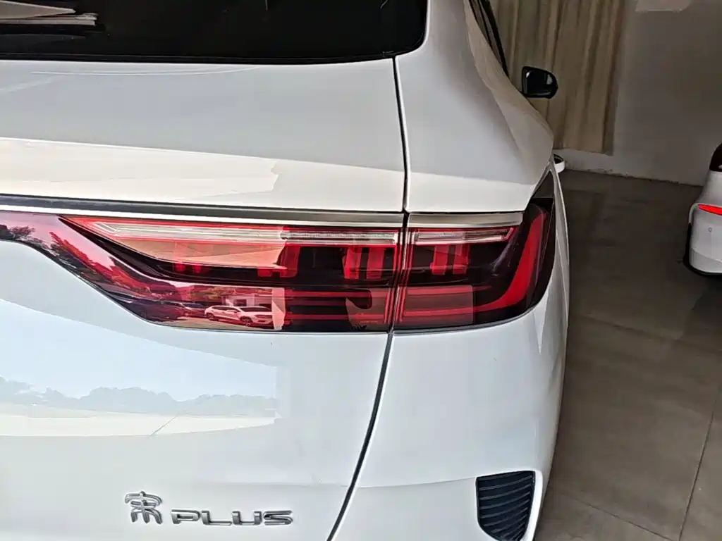 BYD PLUS New Energy — миниатюра 8
