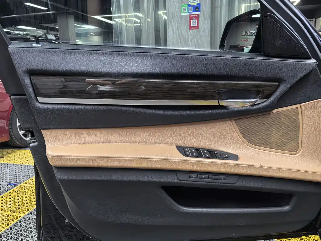 BMW 7 Series 7 2009 740Li Luxury