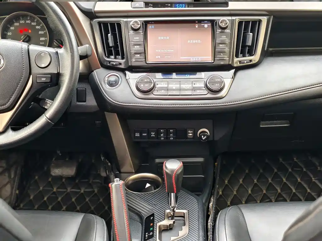 Toyota RAV4 — миниатюра 16