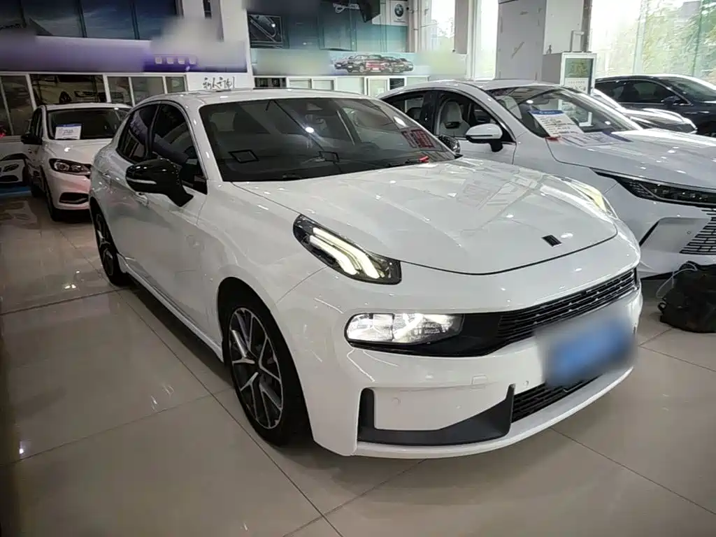 Lynk & Co 03 — миниатюра 4