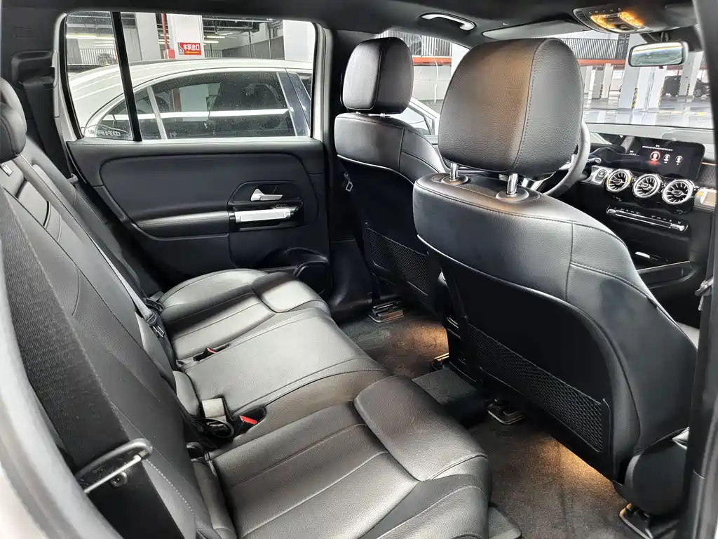 Mercedes-Benz EQB — миниатюра 8