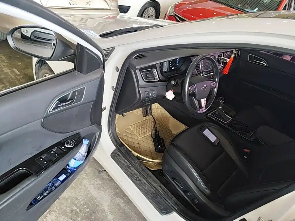 Hyundai Mistra — миниатюра 16