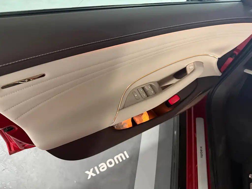 Xiaomi SU7 — миниатюра 5