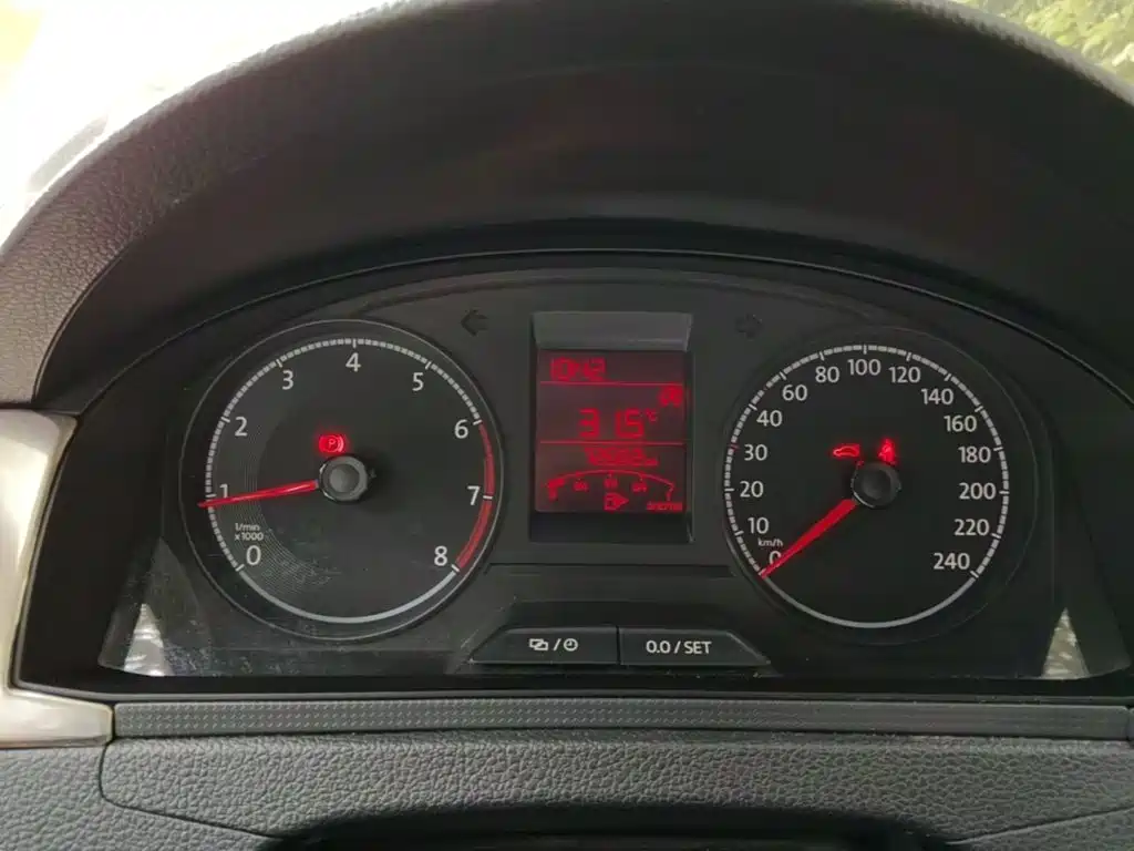 Volkswagen Santana — миниатюра 12