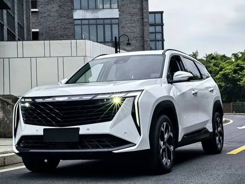 Geely Boyue L