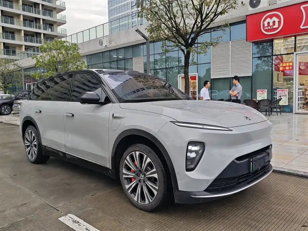 NIO ES8 — миниатюра 6