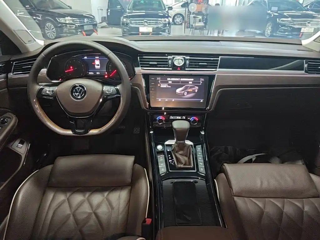 Volkswagen Phideon — миниатюра 10