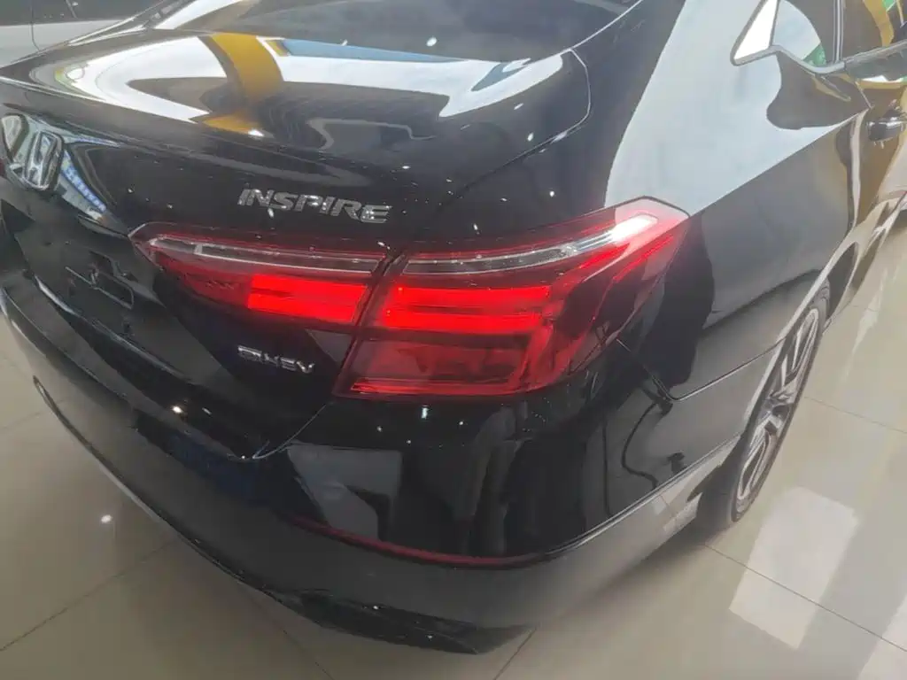 Honda Inspire — миниатюра 8