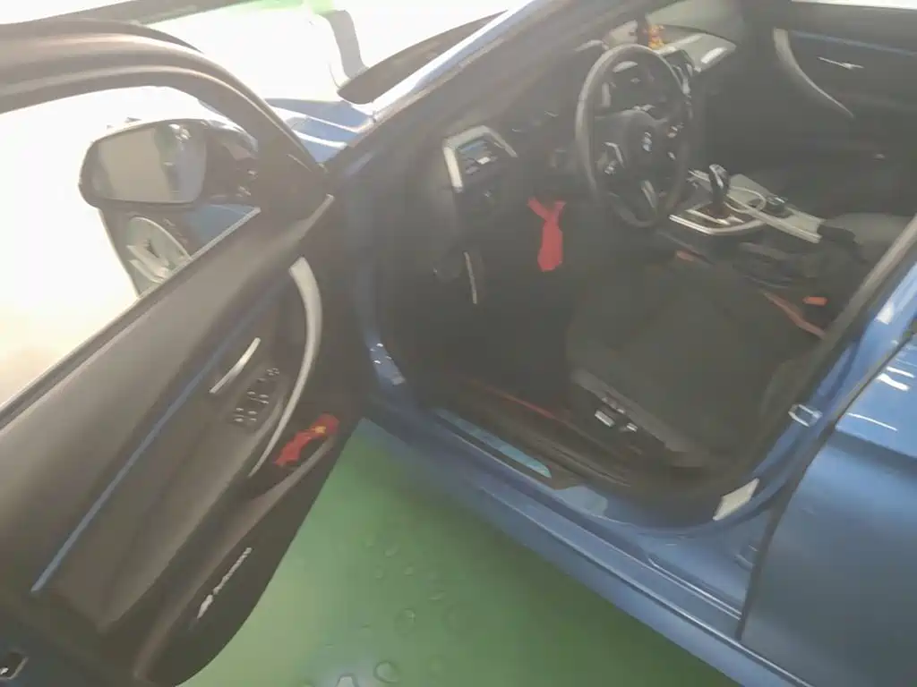BMW 3 Series — миниатюра 12