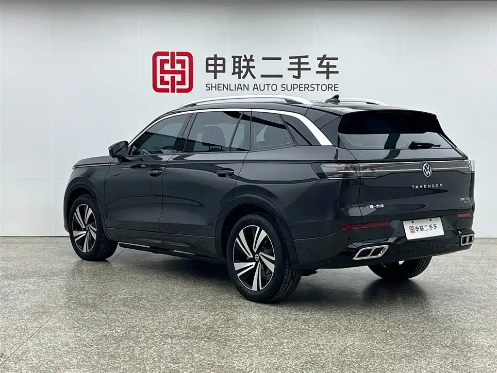Volkswagen Tavendor 2023 380TSI R-Line