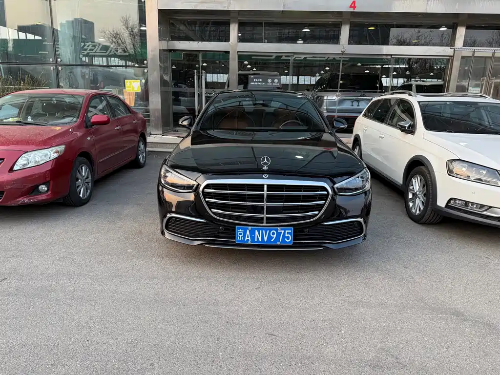 Mercedes-Benz S-Class 2022