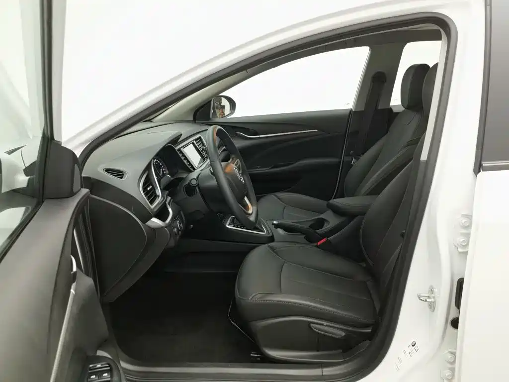 Buick Excelle — миниатюра 10