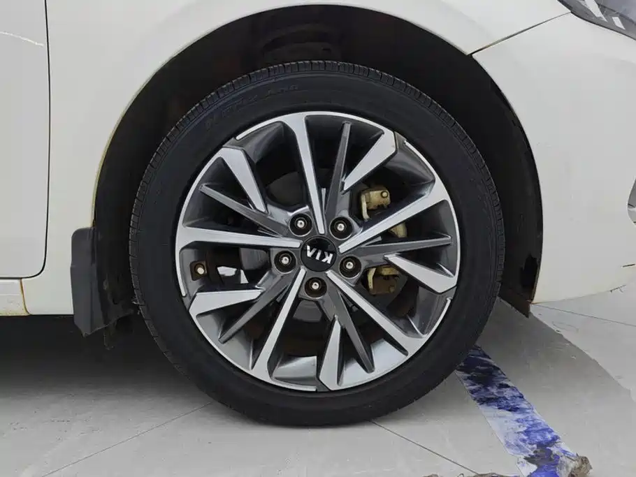 Kia K3 — миниатюра 6