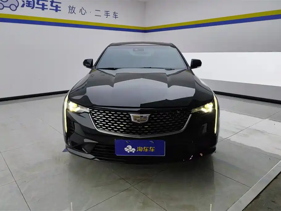 Cadillac CT4 2023 25T