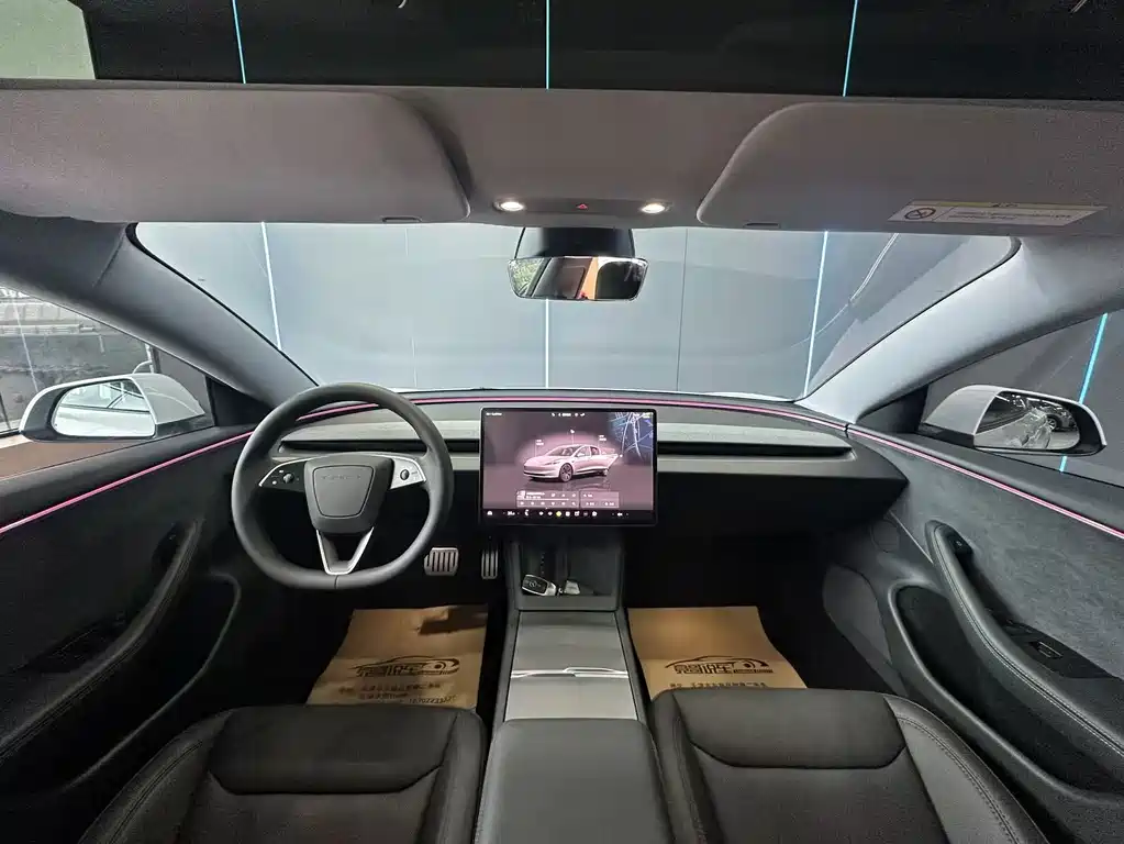Tesla Model 3 — миниатюра 9